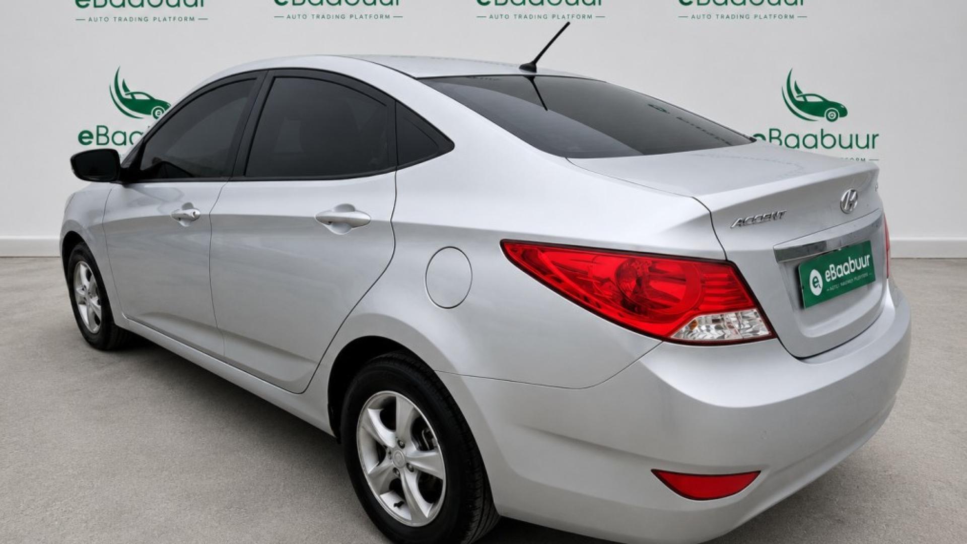 2015 Hyundai New Accent